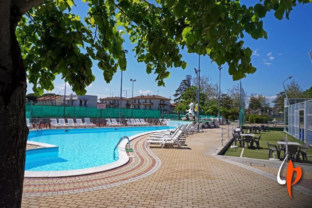 Hotel Gattuccio Cesenatico Extérieur photo