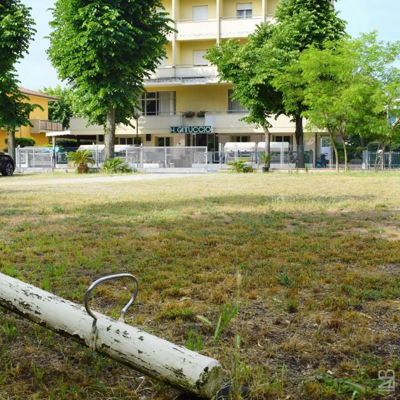 Hotel Gattuccio Cesenatico Extérieur photo